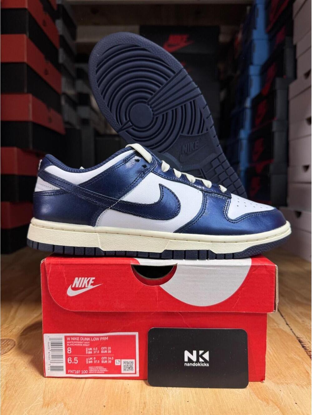 Wmns Nike Dunk Low Premium 'Vintage Navy' WOMENS SZ 8 / MENS SZ 6.5